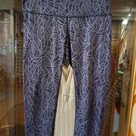 lululemon athletica Navy Leaf Print Wide Leg Pants - Picture 1 of 5